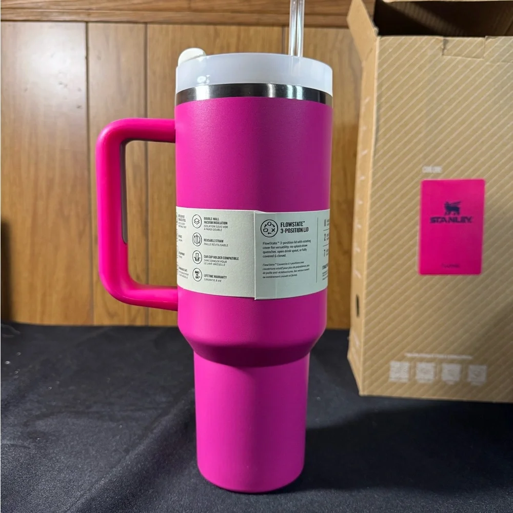 Stanley Bright Hot Pink Quencher H2.0 Tumbler 40 oz NEW - Picture 3 of 5